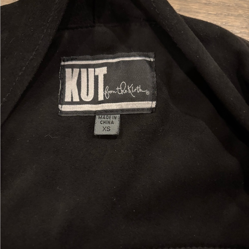 Kut from the Kloth Black Cardigan. XS - Picture 4 of 8